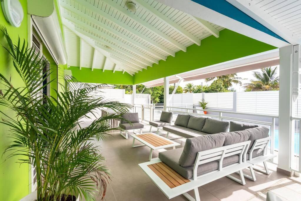 Villa De Standing Avec Piscine Au Gosier Le Gosier  Exterior foto